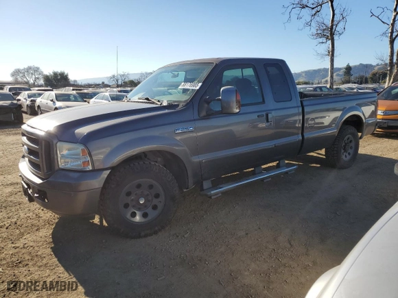2006 Ford Super Duty F-250 XL with VIN 1FTSX20546EC09782, listed as a Copart auction lot 88176985 with 202,060 mi miles and Salvage Title. Bid and sale history available at carsss.com. Image 1.