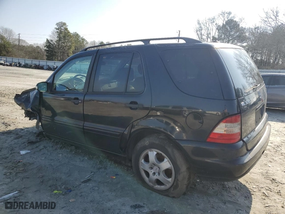 2002 Mercedes-Benz M-Class with VIN 4JGAB54E12A337920, listed as a Copart auction lot 44419495 with 278,061 mi miles and Salvage Title. Bid and sale history available at carsss.com. Image 2.