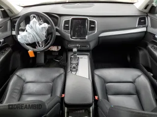 2021 Volvo XC90 Momentum with VIN YV4102PK5M1764561, listed as a Copart auction lot 45925475 with 0 mi miles and Salvage Title. Bid and sale history available at carsss.com. Image 8.