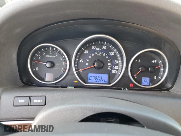 2011 Hyundai Veracruz GLS with VIN KM8NU4CC5BU150846, listed as a Copart auction lot 44377475 with 70,823 mi miles and Salvage title. Bid and sale history available at DreamBid. Image 9.