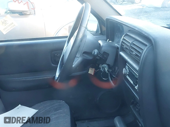 2000 Jeep Cherokee z VIN 1J4FF48S5YL260176, wystawiony jako IAAI lot #41381885 z przebiegiem Nie podano mil oraz . Historia ofert i sprzedaży dostępna na DreamBid. Obrazek 6.
