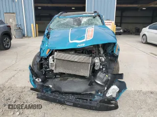 2021 Jeep Renegade Islander with VIN ZACNJDBB5MPM92000, listed as a Copart auction lot 55622165 with Not provided miles and Salvage title. Bid and sale history available at DreamBid. Image 5.
