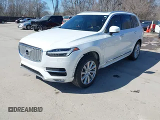 2017 Volvo XC90 Inscription with VIN YV4A22PL8H1166537, listed as a IAAI auction lot 41759108 with 171,106 mi miles. Bid and sale history available at carsss.com. Image 18.