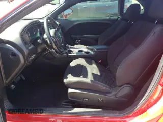 2017 Dodge Challenger SXT z VIN 2C3CDZAG9HH540752, wystawiony jako Copart lot #50041105 z przebiegiem 84 279 mil mil oraz Szkoda całkowita • Salvage title. Historia ofert i sprzedaży dostępna na DreamBid. Obrazek 7.