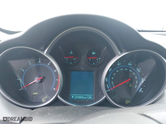 2013 Chevrolet Cruze LS with VIN 1G1PA5SG9D7211819, listed as a IAAI auction lot 41530462 with 75,555 mi miles. Bid and sale history available at carsss.com. Image 7.