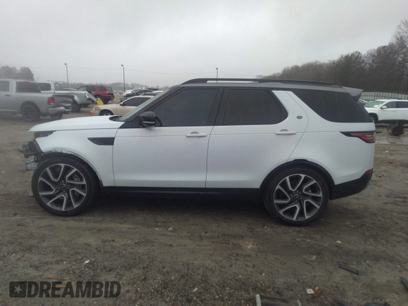 2018 Land Rover Discovery HSE Luxury z VIN SALRT2RV3JA057709, wystawiony jako IAAI lot #41563821 z przebiegiem 99 639 mil mil oraz . Historia ofert i sprzedaży dostępna na DreamBid. Obrazek 15.