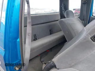 1994 Ford F-150 with VIN 1FTEX15Y0RKB48124, listed as a IAAI auction lot 41995755 with 185,723 mi miles and . Bid and sale history available at DreamBid. Image 8.