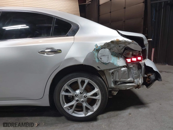 2012 Nissan Maxima 3.5 SV with VIN 1N4AA5APXCC848812, listed as a IAAI auction lot 41501733 with 148,388 mi miles. Bid and sale history available at carsss.com. Image 16.
