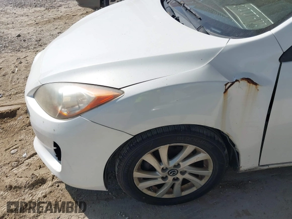 2013 Mazda 3 i Touring with VIN JM1BL1L70D1766020, listed as a IAAI auction lot 41548499 with 236,833 mi miles and . Bid and sale history available at carsss.com. Image 12.