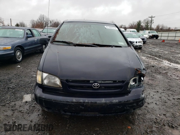2000 Toyota Sienna CE with VIN 4T3ZF19C7YU290320, listed as a Copart auction lot 81402574 with 0 mi miles and Clean Title. Bid and sale history available at carsss.com. Image 5.