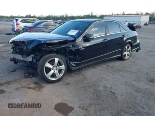 2010 Mercedes-Benz E 350 Luxury with VIN WDDHF5GB4AA112209, listed as a IAAI auction lot 41942951 with 138,011 mi miles and . Bid and sale history available at carsss.com. Image 16.