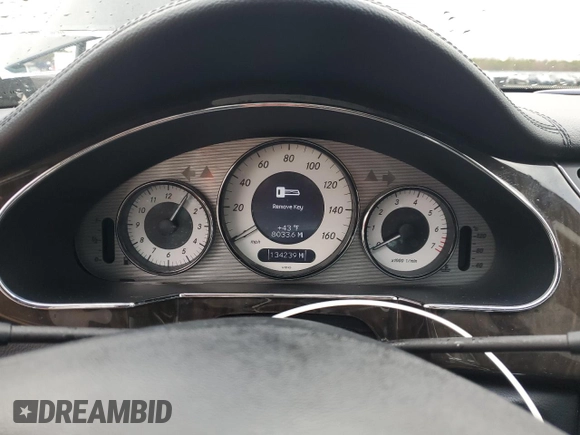 2010 Mercedes-Benz CLS 550 с VIN WDDDJ7CB3AA163635, выставлен на аукционе Copart как лот 81813034 с пробегом 134 239 миль миль и Списание • Salvage title. История ставок и продаж доступна на DreamBid. Изображение 9.