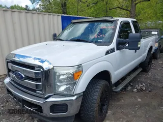 2012 Ford F-250 XL z VIN 1FT7X2B68CEC83648, wystawiony jako IAAI lot #42006789 z przebiegiem 322 286 mil mil oraz . Historia ofert i sprzedaży dostępna na DreamBid. Obrazek 16.