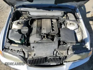 2004 BMW 3 Series 325xi with VIN WBAEP334X4PF04053, listed as a Copart auction lot 84766134 with 260,954 mi miles and Salvage Title. Bid and sale history available at carsss.com. Image 13.
