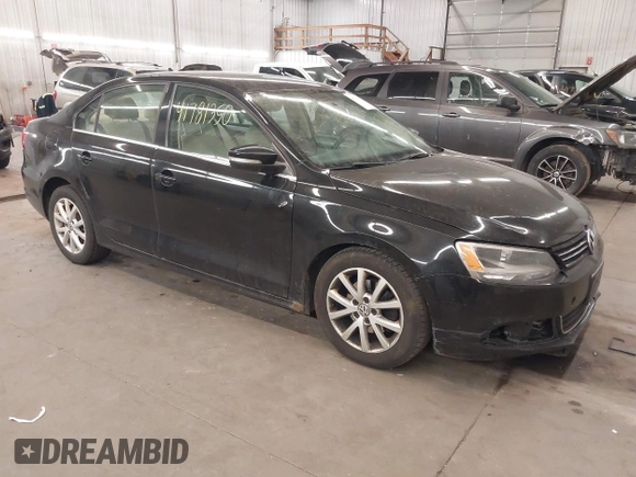 2013 Volkswagen Jetta Sedan SE with VIN 3VWDP7AJ3DM388564, listed as a IAAI auction lot 41781350 with 255,357 mi miles. Bid and sale history available at carsss.com. Image 1.