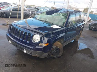 2017 Jeep Patriot 75th Anniversary with VIN 1C4NJRBB4HD110334, listed as a IAAI auction lot 41425693 with 88,364 mi miles and . Bid and sale history available at carsss.com. Image 17.