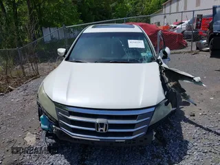 2010 Honda Crosstour EX-L z VIN 5J6TF2H54AL015764, wystawiony jako IAAI lot #42345212 z przebiegiem 141 712 mil mil oraz . Historia ofert i sprzedaży dostępna na DreamBid. Obrazek 11.