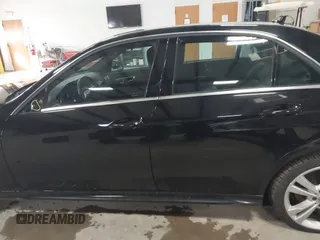 2016 Mercedes-Benz E 350 Luxury with VIN WDDHF8JB5GB259930, listed as a IAAI auction lot 41815019 with 124,265 mi miles and . Bid and sale history available at DreamBid. Image 15.