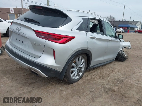 2019 Infiniti QX50 Essential with VIN 3PCAJ5M37KF143597, listed as a IAAI auction lot 41827890 with 39,975 mi miles and . Bid and sale history available at DreamBid. Image 4.