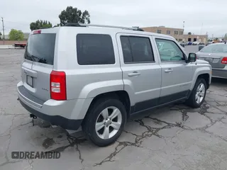 2014 Jeep Patriot Limited with VIN 1C4NJRCB0ED504715, listed as a IAAI auction lot 42080254 with 198,380 mi miles. Bid and sale history available at carsss.com. Image 4.