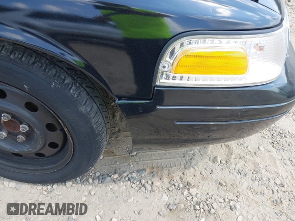 2011 Ford Police Interceptor with VIN 2FABP7BV6BX167110, listed as a IAAI auction lot 42673273 with 174,871 mi miles and . Bid and sale history available at DreamBid. Image 12.