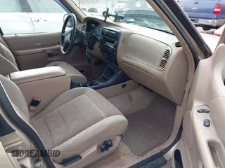 2001 Ford Explorer XLT с VIN 1FMZU73E01ZA62163, выставлен на аукционе IAAI как лот 41449435 с пробегом 226 629 миль миль и . История ставок и продаж доступна на DreamBid. Изображение 5.