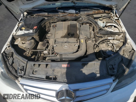 2013 Mercedes-Benz C 250 Sport с VIN WDDGF4HB7DR267492, выставлен на аукционе Copart как лот 64426115 с пробегом 188 514 миль миль и Чистый • Clean title. История ставок и продаж доступна на DreamBid. Изображение 11.
