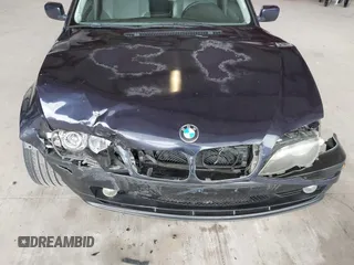 2002 BMW 3 Series 325i with VIN WBAET37412NG79855, listed as a IAAI auction lot 41916316 with 232,702 mi miles. Bid and sale history available at carsss.com. Image 6.