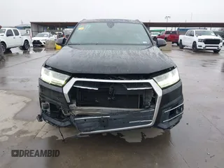 2019 Audi Q7 Prestige z VIN WA1VAAF77KD024993, wystawiony jako IAAI lot #41517140 z przebiegiem 91 074 mil mil oraz . Historia ofert i sprzedaży dostępna na DreamBid. Obrazek 6.