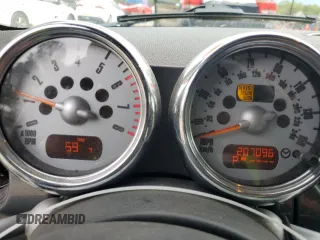 2007 MINI Convertible with VIN WMWRF33507TG17373, listed as a Copart auction lot 52818825 with 207,096 mi miles and Salvage Title. Bid and sale history available at DreamBid. Image 9.
