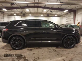 2020 Lincoln Nautilus Reserve with VIN 2LMPJ8KP0LBL33502, listed as a IAAI auction lot 41846725 with 54,347 mi miles and . Bid and sale history available at DreamBid. Image 13.