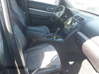 2017 Ford Explorer XLT z VIN 1FM5K7D8XHGB76500, wystawiony jako IAAI lot #41623014 z przebiegiem 149 171 mil mil oraz . Historia ofert i sprzedaży dostępna na DreamBid. Obrazek 5.