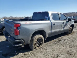 2021 Chevrolet Silverado 1500 Custom Trail Boss with VIN 1GCPYCEH8MZ298113, listed as a Copart auction lot 47042685 with 105,146 mi miles and Salvage Title. Bid and sale history available at carsss.com. Image 3.