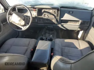 1996 Jeep Cherokee Sport with VIN 1J4FJ68SXTL316180, listed as a Copart auction lot 89080095 with 199,898 mi miles and Salvage Title. Bid and sale history available at carsss.com. Image 8.