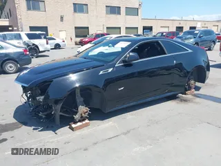 2013 Cadillac CTS-V z VIN 1G6DV1EP6D0138259, wystawiony jako IAAI lot #42175072 z przebiegiem Nie podano mil oraz . Historia ofert i sprzedaży dostępna na DreamBid. Obrazek 16.