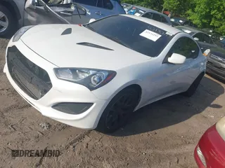 2013 Hyundai Genesis Coupe Premium z VIN KMHHT6KD4DU088543, wystawiony jako IAAI lot #42135293 z przebiegiem 149 302 mil mil oraz . Historia ofert i sprzedaży dostępna na DreamBid. Obrazek 2.