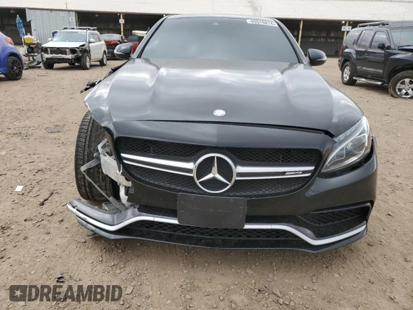 2017 Mercedes-Benz C 63 S AMG с VIN 55SWF8HB9HU185593, выставлен на аукционе Copart как лот 49576814 с пробегом 73 080 миль миль и . История ставок и продаж доступна на DreamBid. Изображение 5.