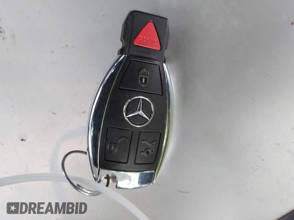 2019 Mercedes-Benz GLC 300 with VIN WDC0G4JB4KV129605, listed as a IAAI auction lot 42207132 with 39,743 mi miles and . Bid and sale history available at DreamBid. Image 11.