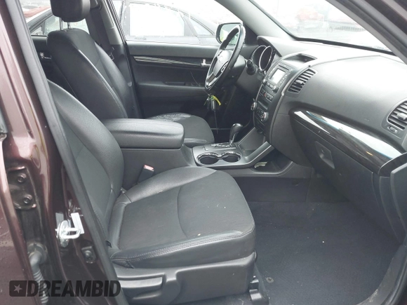 2012 Kia Sorento EX with VIN 5XYKUCA66CG254716, listed as a IAAI auction lot 41928495 with 143,938 mi miles. Bid and sale history available at carsss.com. Image 5.