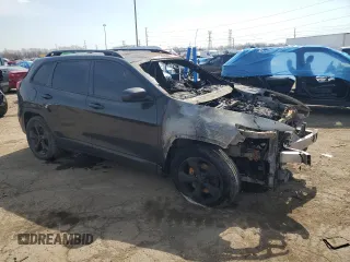 2016 Jeep Cherokee Latitude with VIN 1C4PJLCS3GW229709, listed as a Copart auction lot 51848565 with 0 mi miles and Salvage Title. Bid and sale history available at carsss.com. Image 4.