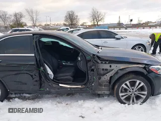 2021 Mercedes-Benz C 300 с VIN W1KWF8EB0MR640153, выставлен на аукционе IAAI как лот 41164310 с пробегом 34 364 миль миль и . История ставок и продаж доступна на DreamBid. Изображение 6.