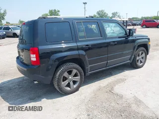 2017 Jeep Patriot Sport z VIN 1C4NJRBB8HD109011, wystawiony jako IAAI lot #42469681 z przebiegiem 207 521 mil mil oraz . Historia ofert i sprzedaży dostępna na DreamBid. Obrazek 4.