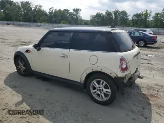 2013 MINI Hardtop с VIN WMWSU3C57DT681944, выставлен на аукционе Copart как лот 60126245 с пробегом 118 319 миль миль и Списание • Salvage title. История ставок и продаж доступна на DreamBid. Изображение 2.