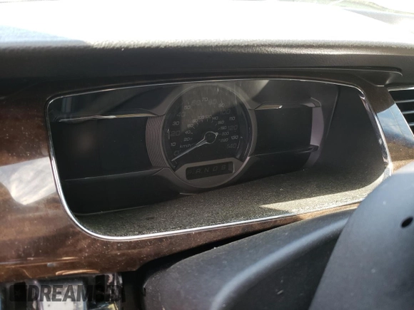 2016 Ford Taurus Limited z VIN 1FAHP2F86GG104703, wystawiony jako Copart lot #52086535 z przebiegiem Nie podano mil oraz Szkoda całkowita • Salvage title. Historia ofert i sprzedaży dostępna na DreamBid. Obrazek 9.