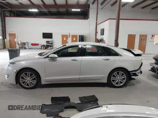 2016 Lincoln MKZ with VIN 3LN6L2G9XGR600497, listed as a IAAI auction lot 41996468 with 201,148 mi miles. Bid and sale history available at carsss.com. Image 15.