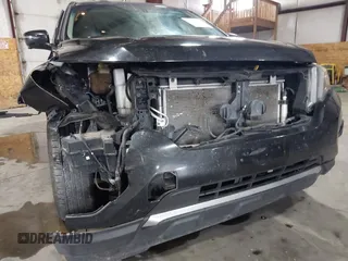 2018 Nissan Pathfinder SV z VIN 5N1DR2MM5JC643620, wystawiony jako IAAI lot #40620038 z przebiegiem 138 131 mil mil oraz . Historia ofert i sprzedaży dostępna na DreamBid. Obrazek 6.