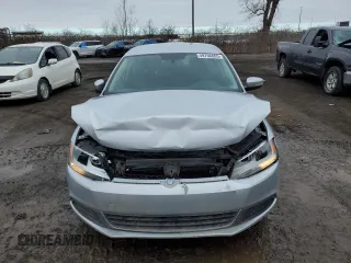 2013 Volkswagen Jetta SE z VIN 3VWBX7AJ5DM381039, wystawiony jako Copart lot #49706665 z przebiegiem 197 370 mil mil oraz Szkoda całkowita • Salvage title. Historia ofert i sprzedaży dostępna na DreamBid. Obrazek 5.