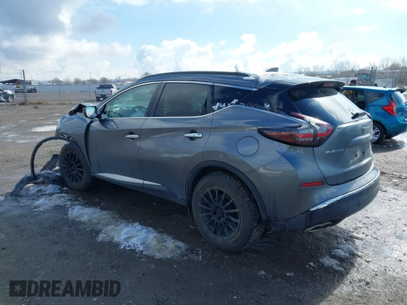 2023 Nissan Murano SV z VIN 5N1AZ2BS8PC134568, wystawiony jako IAAI lot #41950221 z przebiegiem 27 252 mil mil oraz . Historia ofert i sprzedaży dostępna na DreamBid. Obrazek 3.