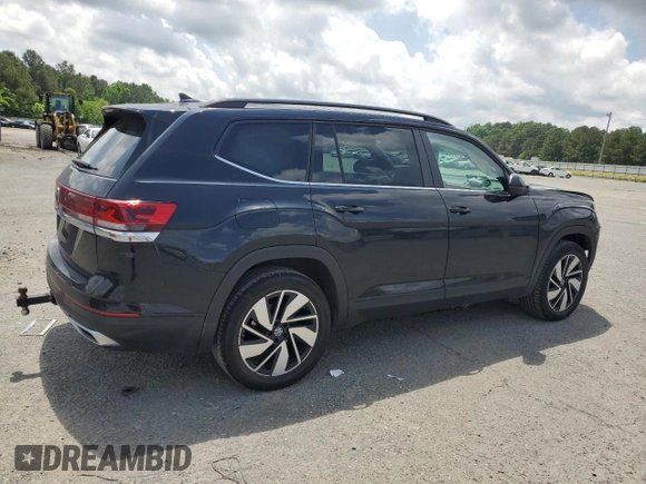 2024 Volkswagen Atlas SE with VIN 1V2JR2CA7RC500676, listed as a Copart auction lot 54150255 with 36,551 mi miles and Salvage title. Bid and sale history available at DreamBid. Image 3.