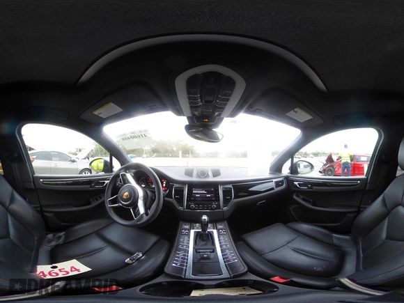 2018 Porsche Macan with VIN WP1AA2A51JLB14594, listed as a IAAI auction lot 41600408 with 85,643 mi miles and . Bid and sale history available at DreamBid. Image 18.